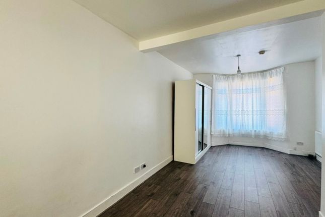 65, Selsdon Road, London photo 3
