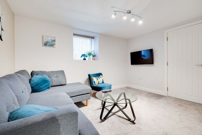 Flat to rent in Station Road, Manchester