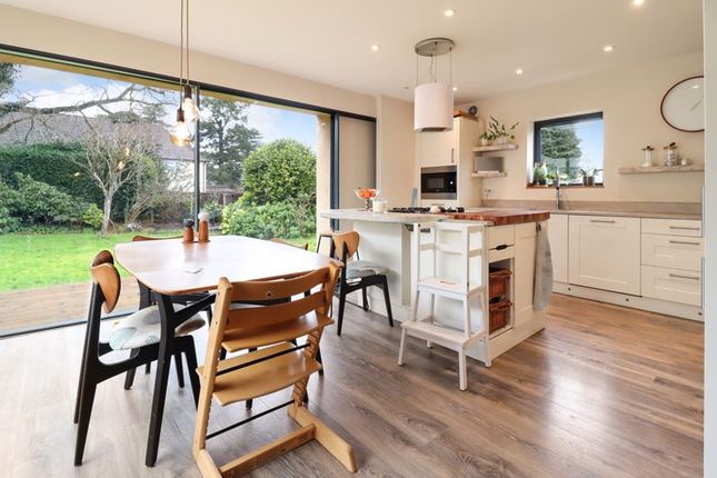 18, Highclere, Sunninghill photo 3