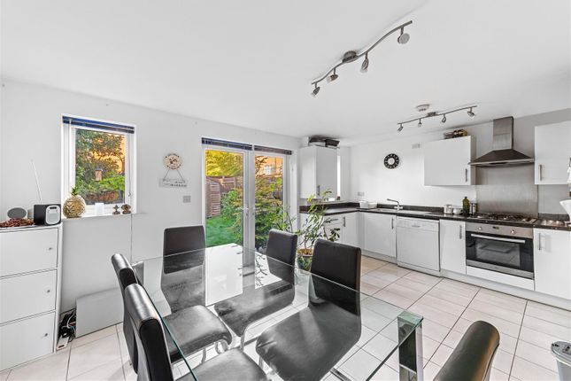 Thumbnail Terraced house for sale in Divine Way, Hayes