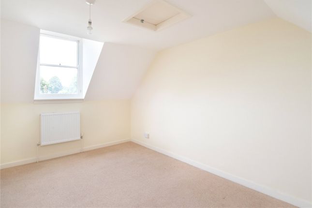 4 Bed Semi Detached House To Rent In Northbourne Court Cottages