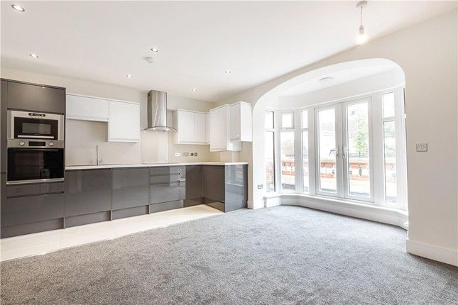 156A, Fleet Road, Fleet photo 2
