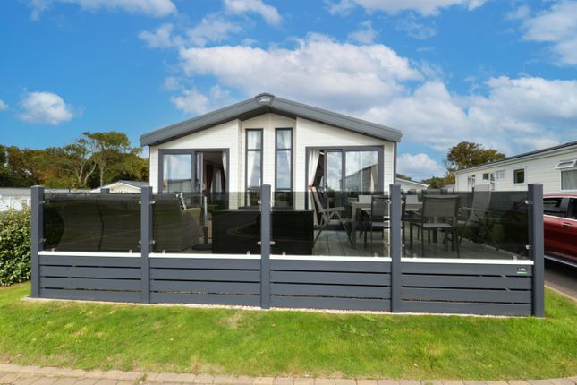 Mobile/park home for sale in Chewton Meadow, Naish Park, Christchurch Road, Barton On Sea