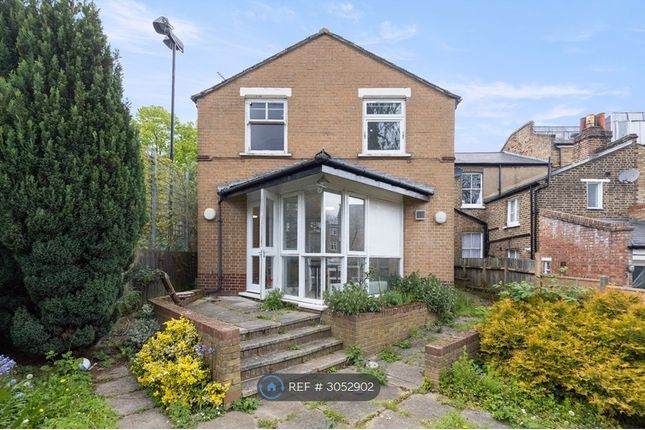 F F Duncombe Road, London photo 3