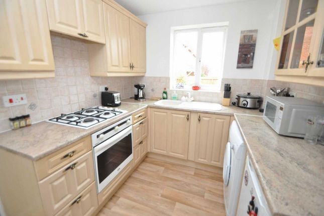 9, Goldfinch Grove, Devon photo 2