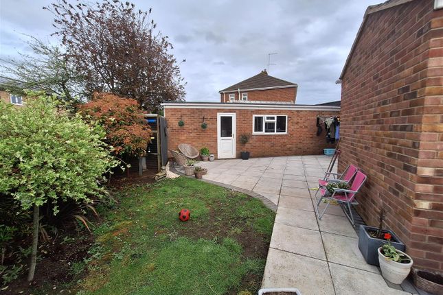 Property for sale in Stuart Close, Stanground, Peterborough
