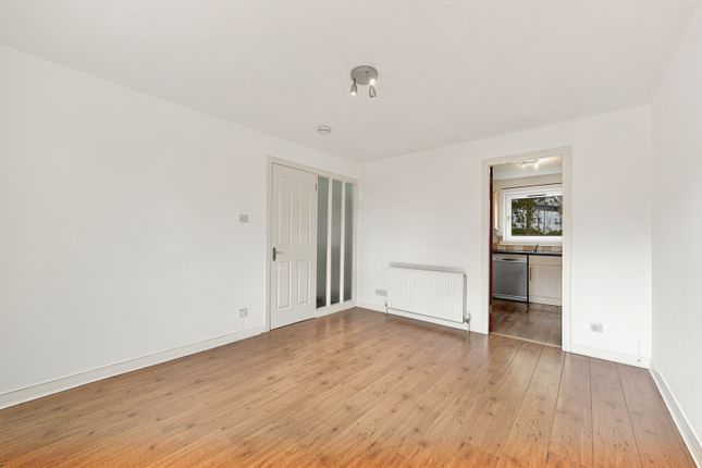 8, Nether Craigour, Edinburgh photo 4