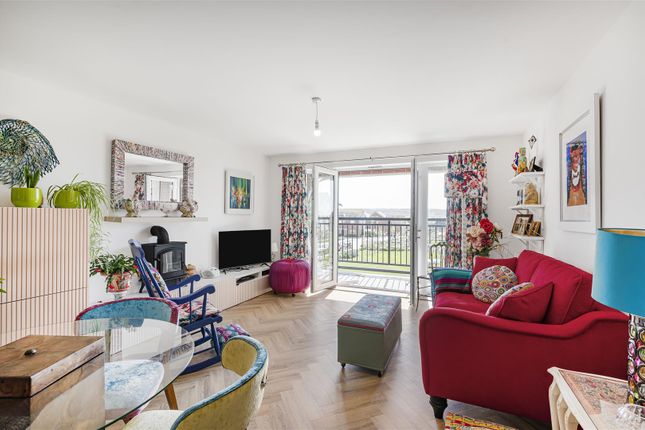 Flat 3, 5, Newlands Place, Seaford photo 3
