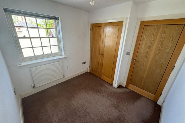 Flat to rent in Abbey Mews, Southwell