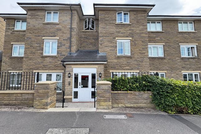 2-bed flat on 22, Highfield Chase, Dewsbury, £90,000