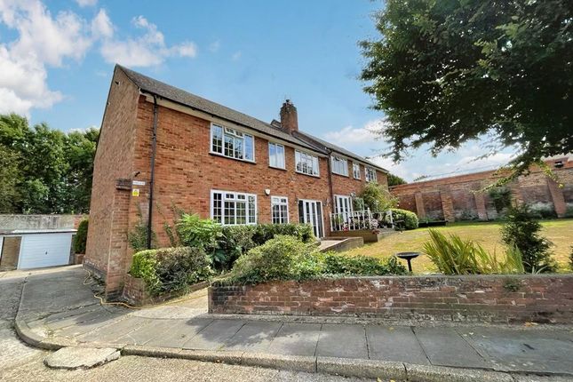 Thumbnail Maisonette for sale in The Bartons, Elstree Hill North, Elstree