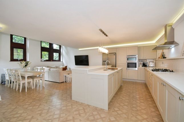 Tolson Court, 2, Huddersfield Road, Sheffield photo 4