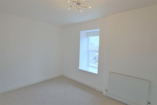 Flat to rent in Tolcarne Road, Newquay