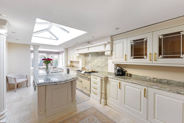 Mandelieu,, Evesham Road, Weston Subedge photo 4