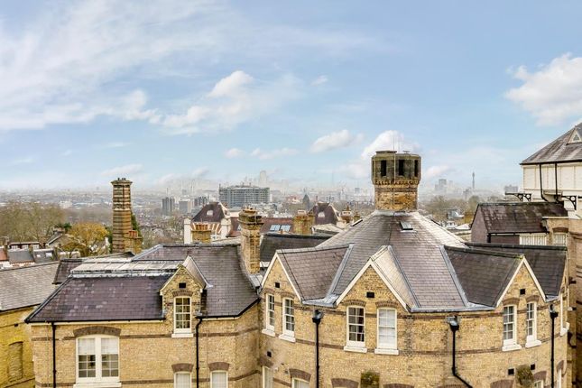 Flat for sale in Youngs Court, Hampstead