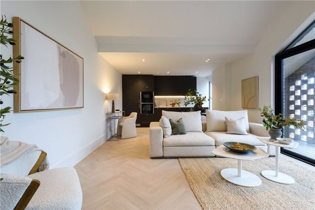 Thumbnail Flat for sale in Ivy Gardens, 48 Inglis Road, London