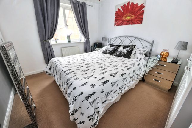 12, Samian Close, Maldon photo 5