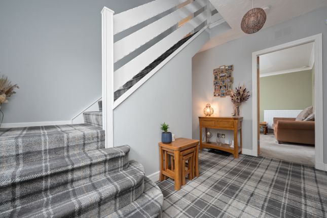 53, Mckenzie Crescent, Lochgelly photo 3