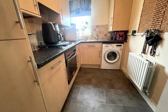 1 Theo House,, Bastins Close, Southampton photo 2