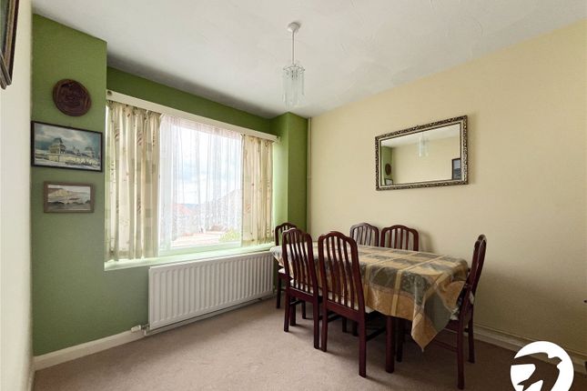 4, Ernest Drive, Kent photo 4