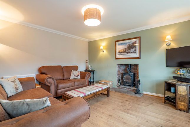 15, Kittiwake Road, Chorley photo 2