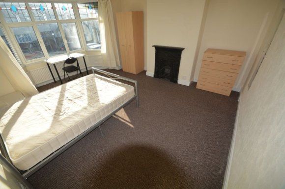 60, St. Annes Road, Leeds photo 5
