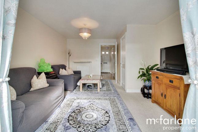 2 Bexley Walk, Swindon photo 2