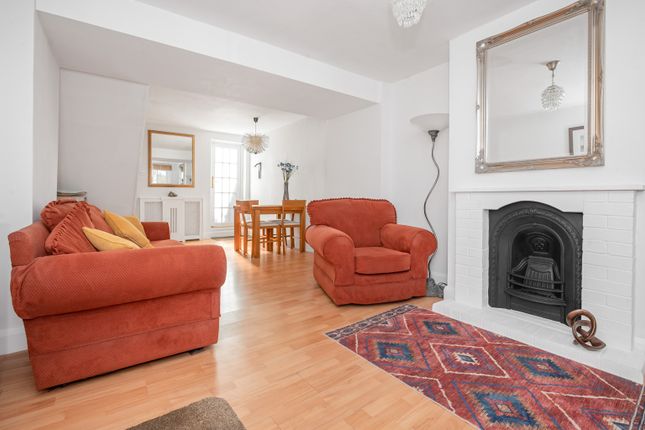3 Lorne Road, Richmond, Surrey photo 2