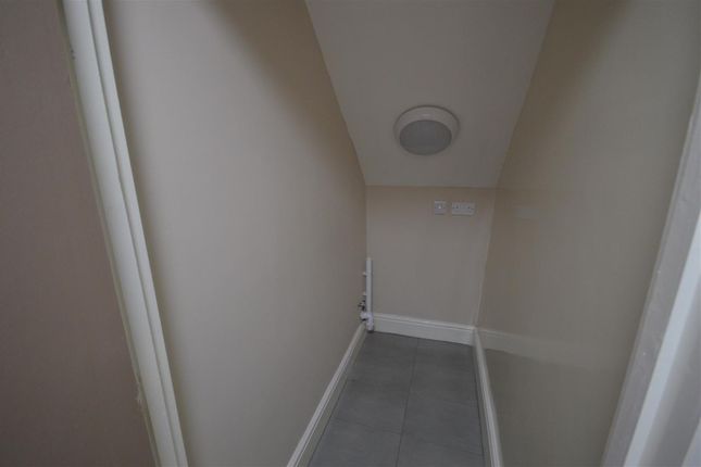 Flat to rent in Beancroft Road, Castleford