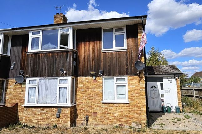 2-bed flat on 44, West End Lane, Hayes, £100,000