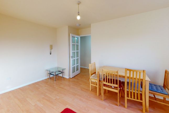 Thumbnail Flat to rent in Plowmans Way, London