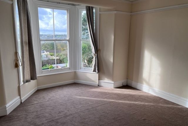 Flat 4, Truro photo 3