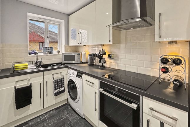 40 Victoria Mews, Bury photo 2
