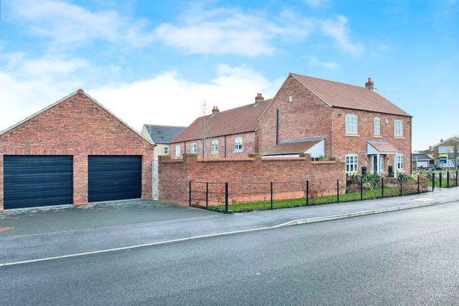 Thumbnail Detached house for sale in 15 Chambers Avenue, Hessle, East Riding Of Yorkshire