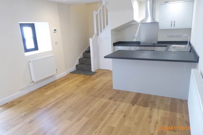 Thumbnail Cottage to rent in Llanddarog, Carmarthen