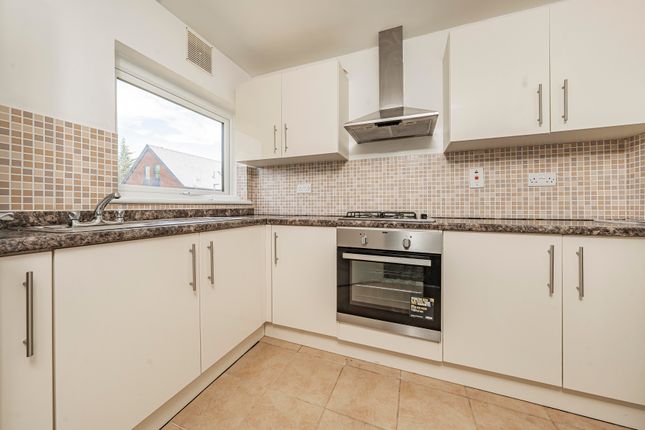 58, Hetherington Way, Uxbridge photo 2