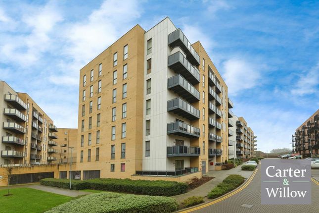 1-bed flat on Sandy House, Sackett Road, Barking IG11, £210,000
