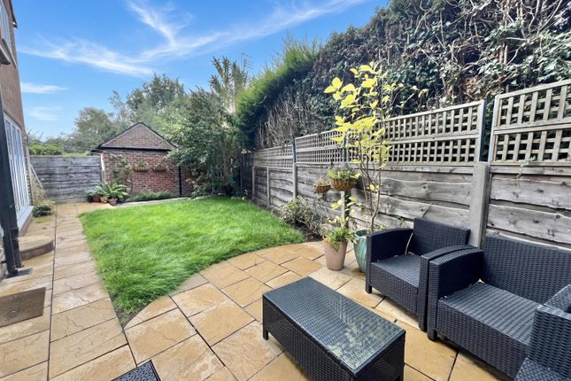 32, Knutsford Road, Wilmslow photo 3