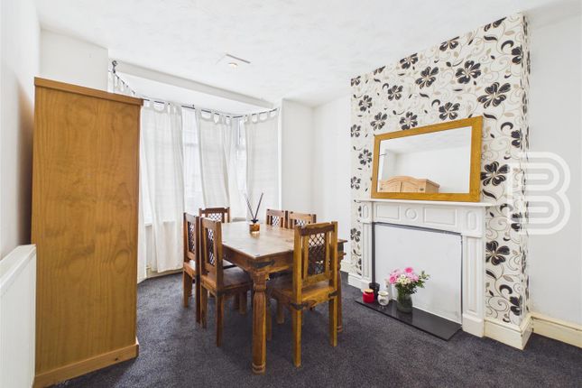 151, Grosvenor Road, Rugby photo 2
