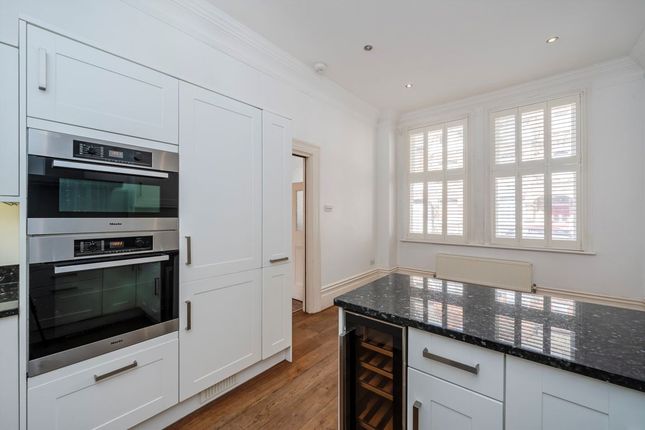 97D, Comeragh Road, London photo 4