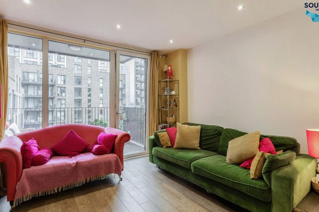 Ashley Court, 26 Bolinder Way, London photo 3