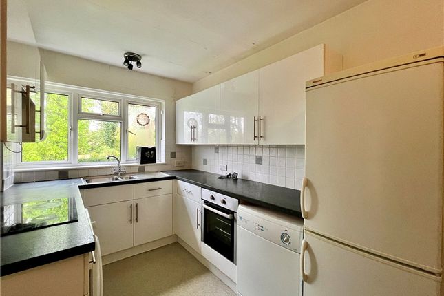 Flat for sale in Lindfield Gardens, Guildford, Surrey