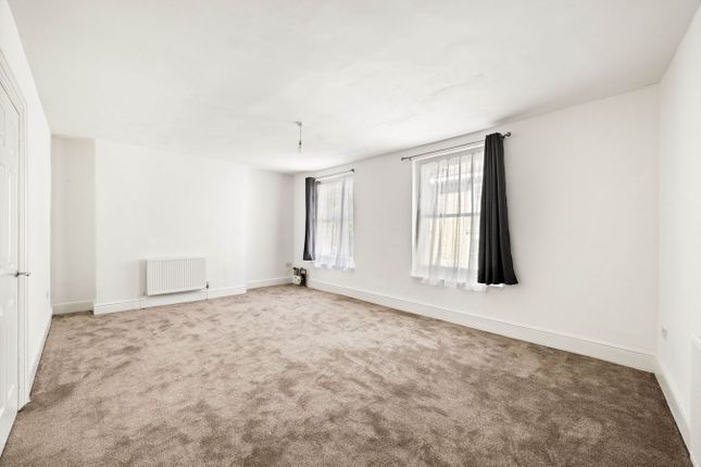 Flat B 25A, Sandgate Road, Folkestone photo 4