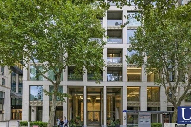 1-bed flat on Belvedere Road, London, £3,792/mo