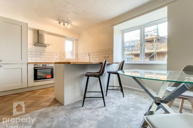 2-bed flat on 48 Riverway Court, 4, Recorder Road, Norwich, £150,000
