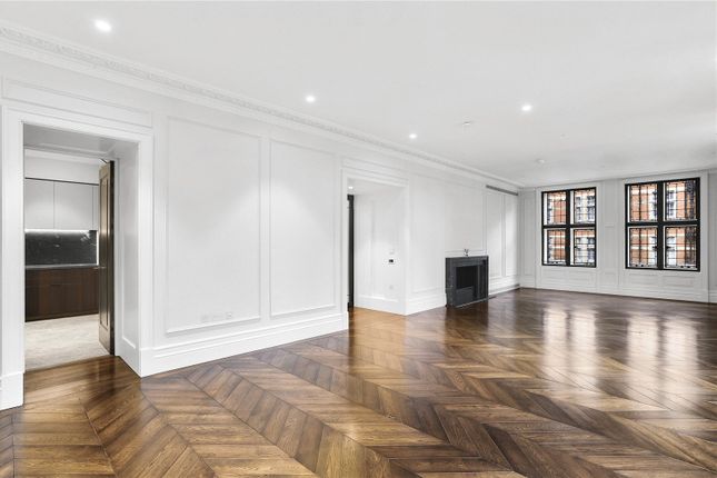 Apartment 2. 55 Knightsbridge,, Knightsbridge Gate, London photo 4