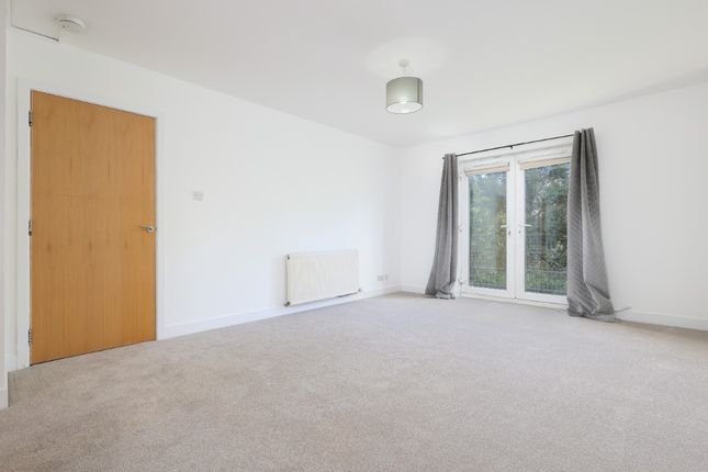 88, Bridgend, East Ayrshire photo 5