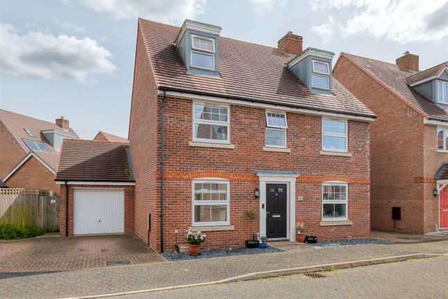 Thumbnail Detached house for sale in Aspen Gardens, Stotfold, Hitchin, Herts