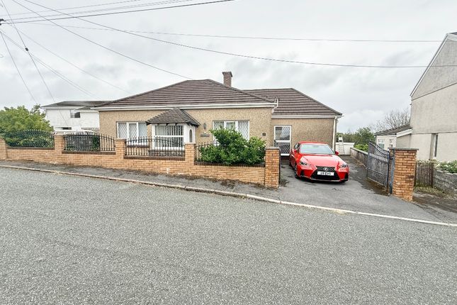 3-bed house on 126 Bronallt Rd, Carms, £315,000