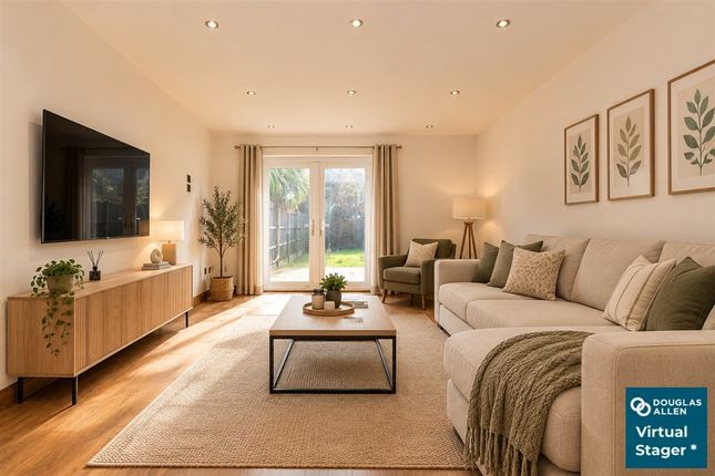 Latimer Drive Steeple View, Basildon photo 5
